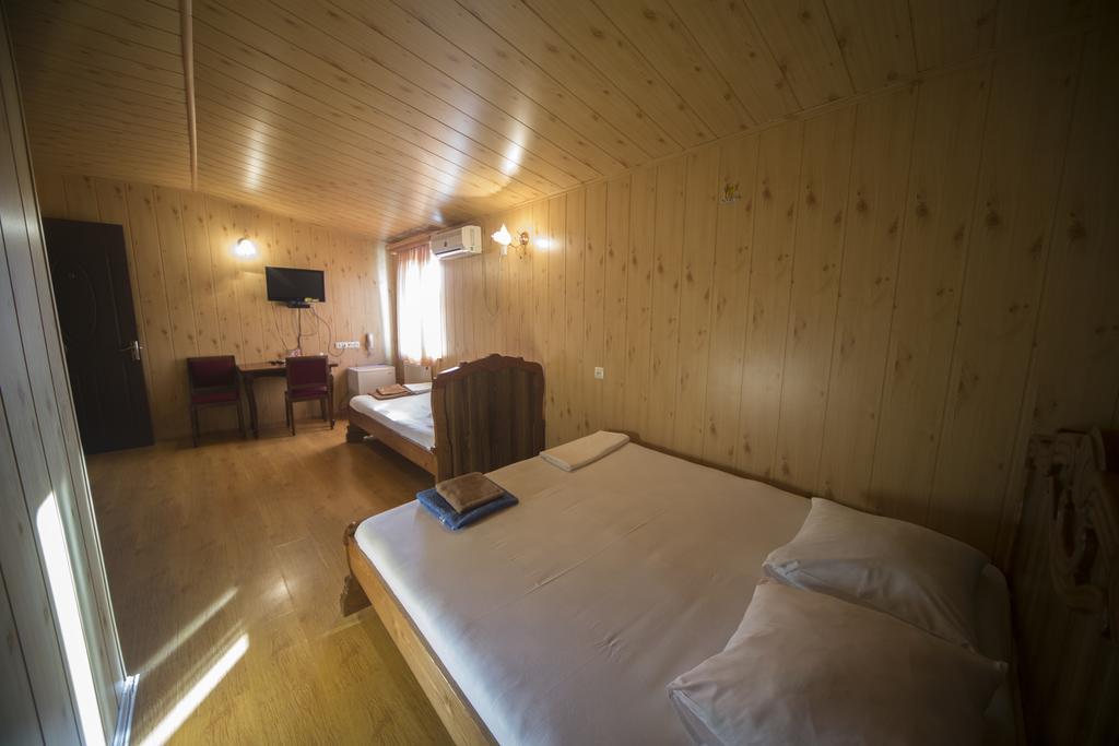 Hotel Nikala 츠할투보 외부 사진