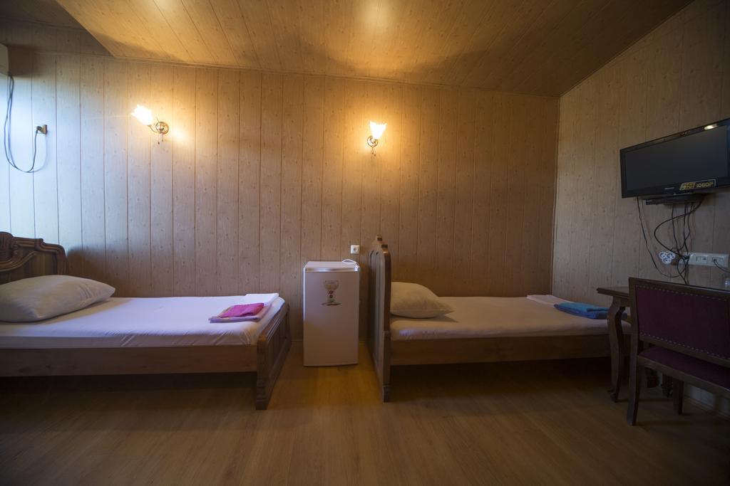 Hotel Nikala 츠할투보 외부 사진