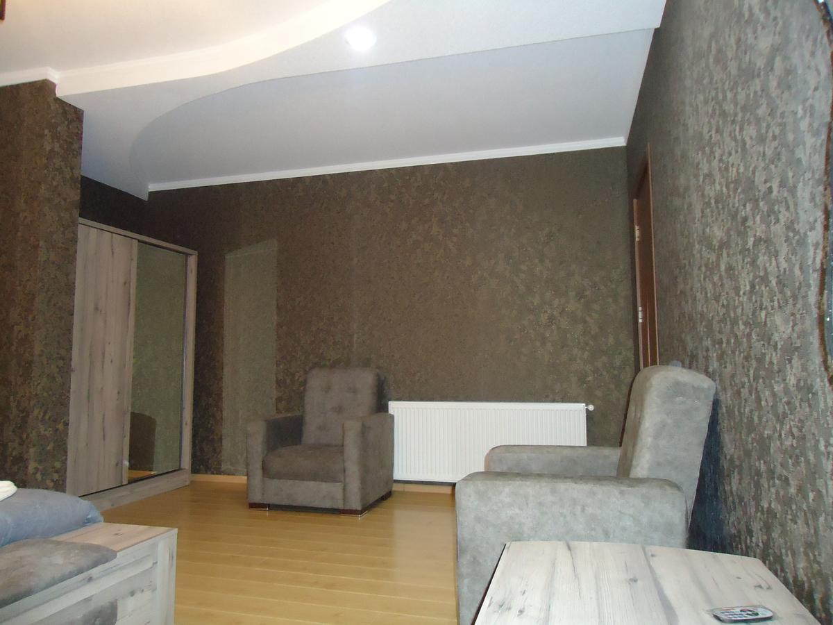 Hotel Nikala 츠할투보 외부 사진