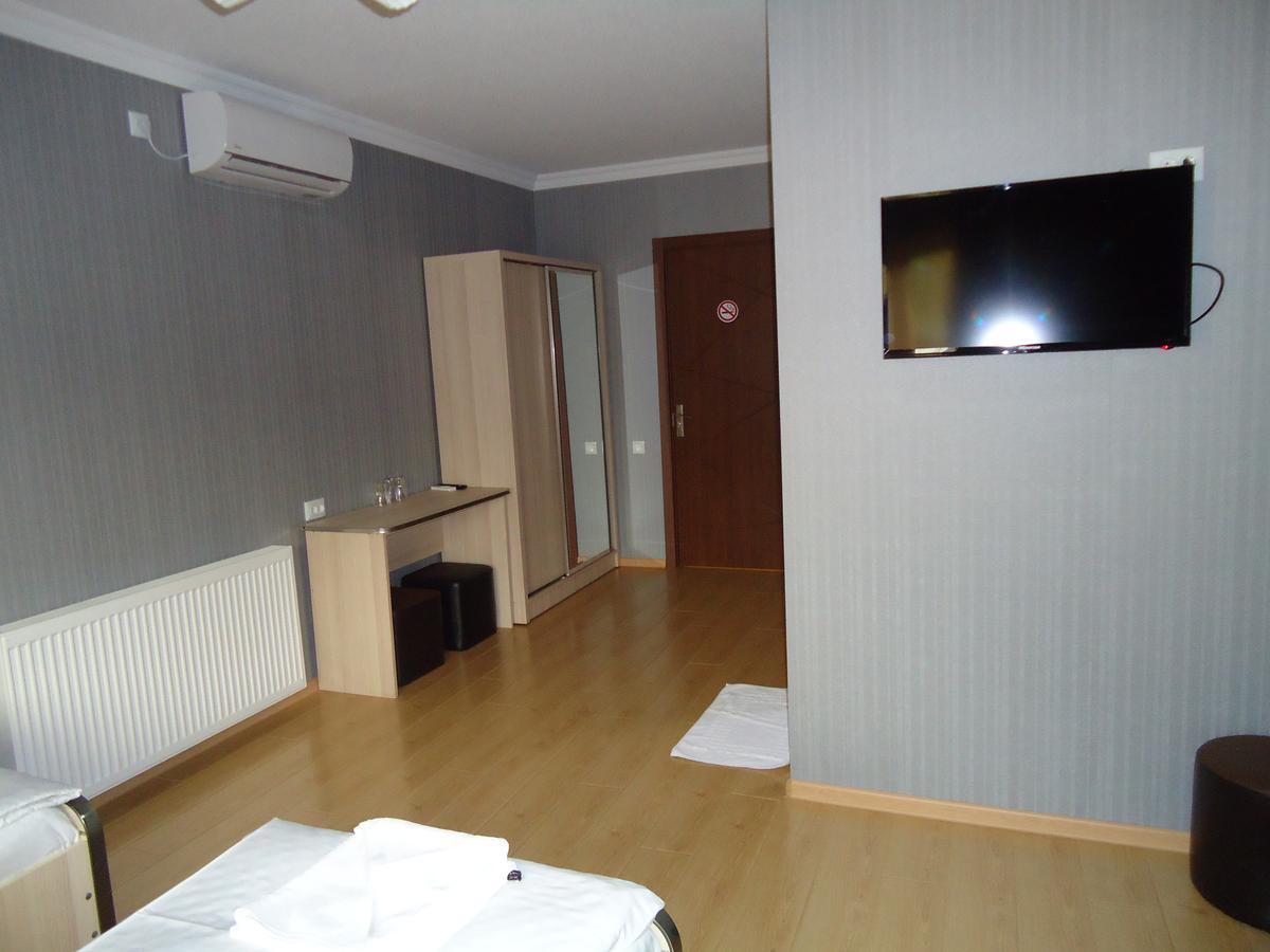 Hotel Nikala 츠할투보 외부 사진